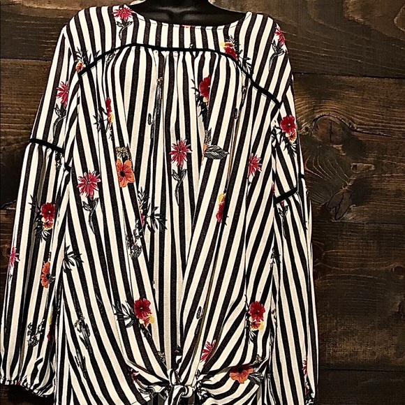 Suzanne Betro top size 2x - Picture 5 of 8